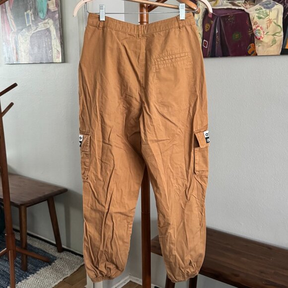 Adidas Originals - Cargo Track Joggers in Marigold - Picture 9 of 11